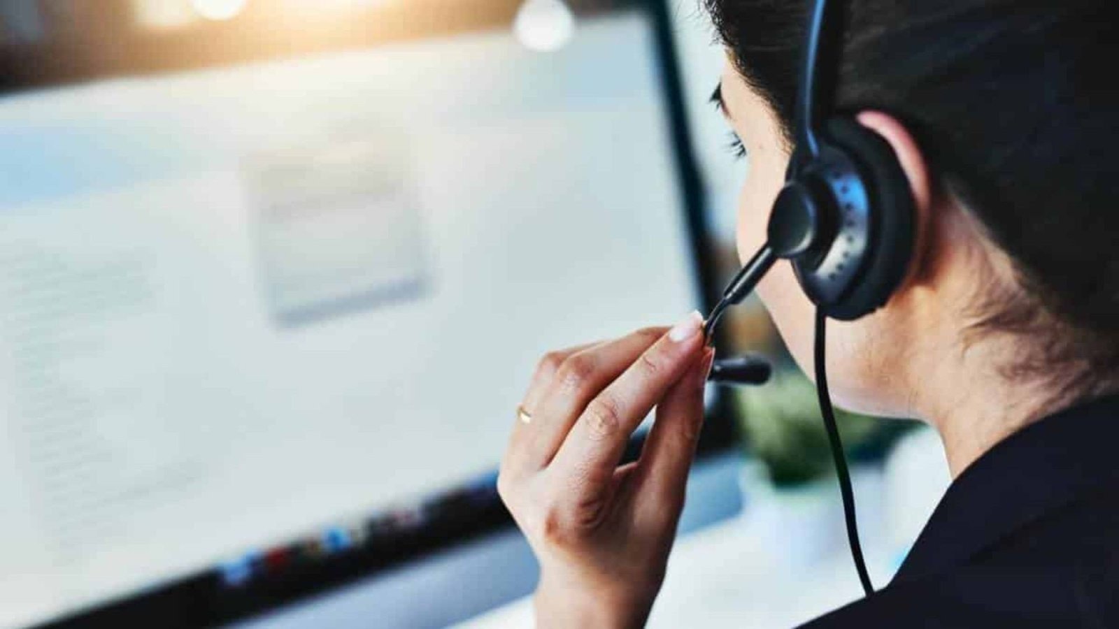 Anatel revoga uso obrigatório do prefixo 0303 em ligações de telemarketing; entidades de defesa do consumidor condenam medida - Imagem do artigo