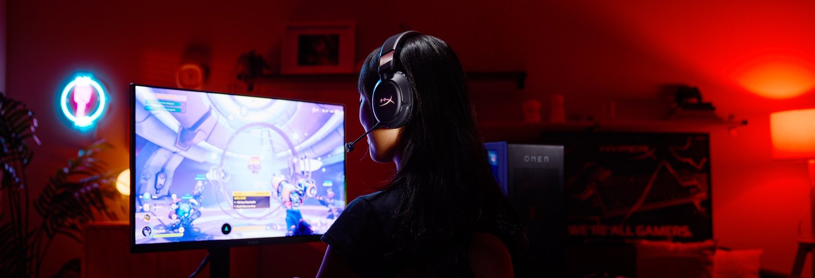 HP apresenta oito novos produtos gamer das linhas OMEN e HyperX com IA e resfriamento avançado - Imagem do artigo