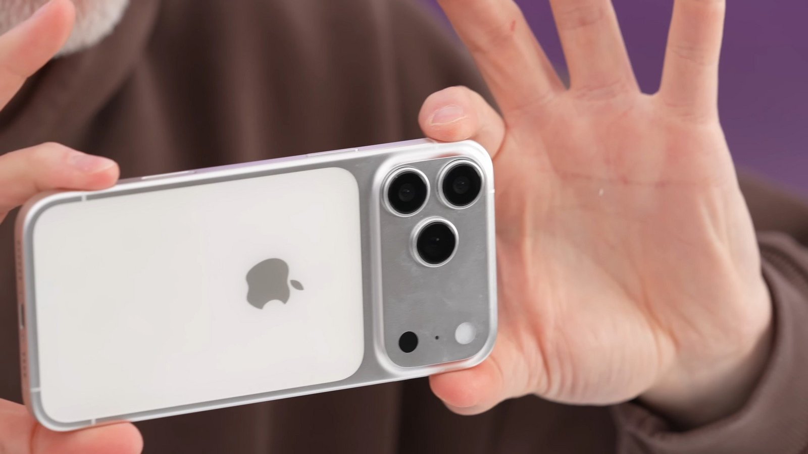 iPhone 17 Pro Max deve trazer lente telefoto de 48 MP com zoom óptico variável - Imagem do artigo