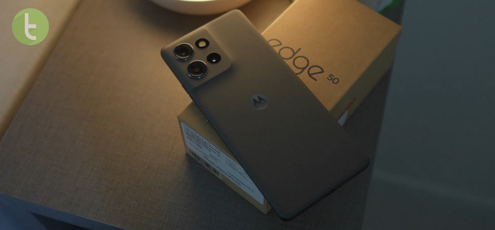 Motorola Edge 50 aparece em oferta na Amazon; versão de 256 GB custa R$ 1.845 no Pix - Imagem do artigo