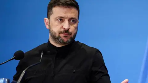 Zelensky descarta ceder Donbas e alerta para nova ofensiva russa - Imagem do artigo original
